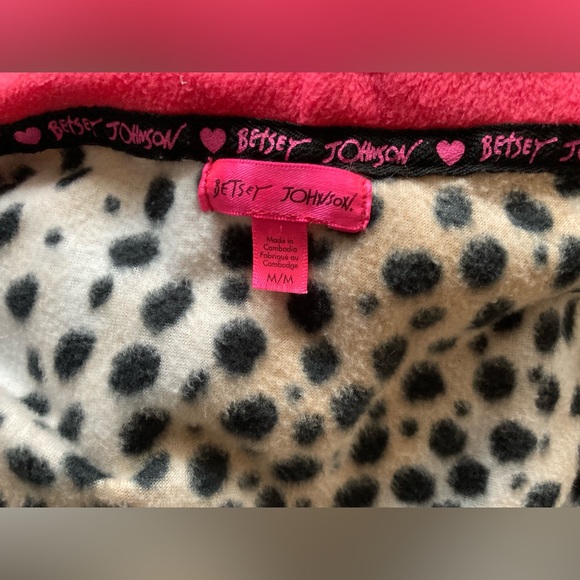 Betsy Johnson Fleece Hoodie - Picture 4 of 4